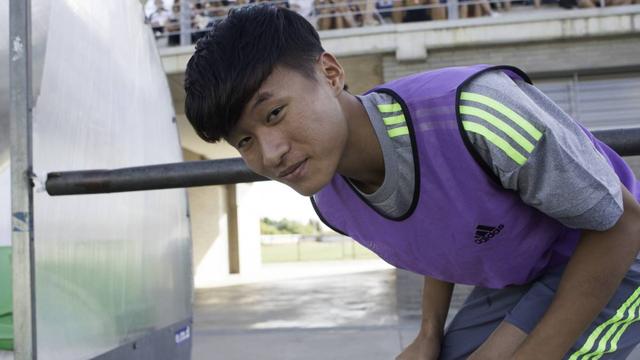伊人小婷婷色香综合缴缴情